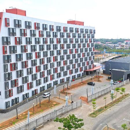 Simply And Cozy Stay 1Br Makassar Exterior photo